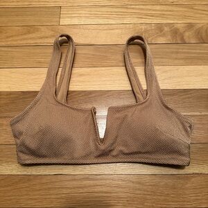 Aerie women's scoop neck bikini top wired
V-neck size Medium